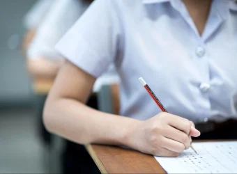 Сколько украинских выпускников смогут сдать НМТ-2026 за границей